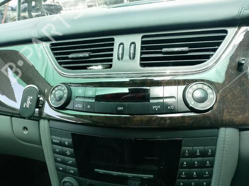 Used Climate control Climate control 38223107 38223107