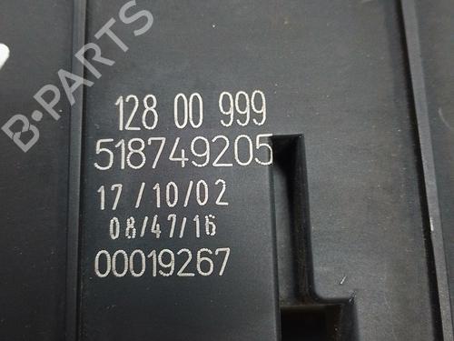 Used Fuse box Fuse box 38219590 38219590