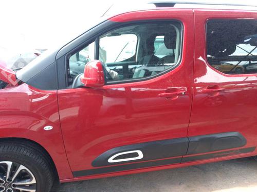 Used Left front door Left front door 38215194 38215194