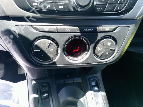 Used Climate control Climate control 38204147 38204147