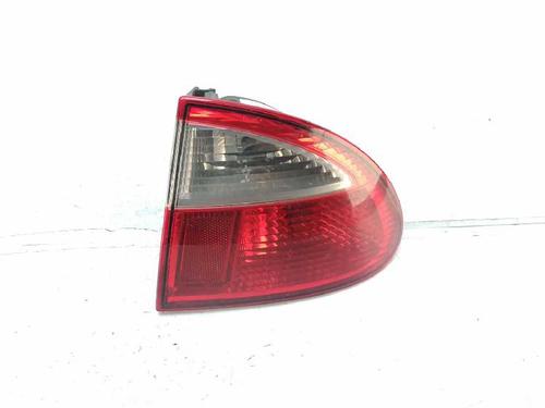 Used Right taillight Right taillight 38216010 38216010