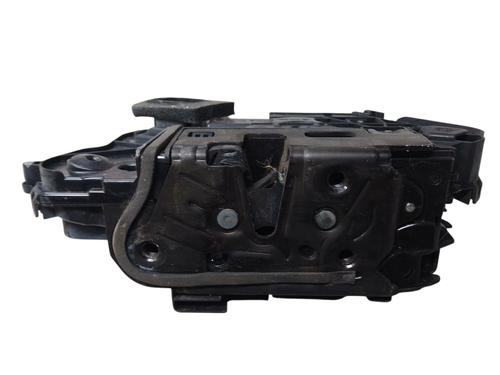 front-left-lock-seat-arona-kj7-kjp-2017-38208077 main image