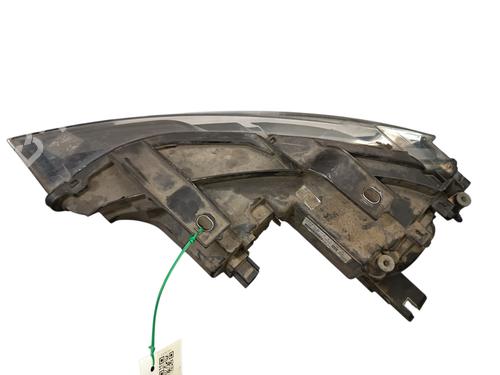 Right front indicator AUDI Q3 (8UB, 8UG) 1.4 TSI | BP38221572C33 - Image 3