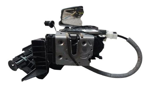 rear-left-lock-mercedes-benz-a-class-w176-2012-2013-2014-2015-2016-2017-2018-38920239 main image
