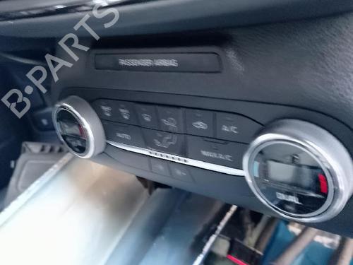 Used Climate control Climate control 38209197 38209197