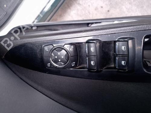 Used Left front window switch Left front window switch 39197732 39197732
