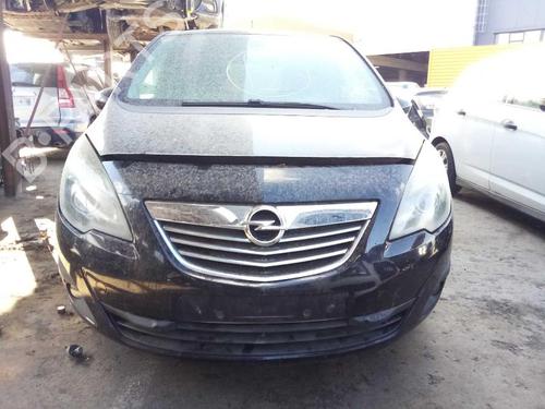 right-front-door-opel-meriva-b-mpv-s10-2010-2011-2012-2013-2014-2015-2016-2017-38214944 main image