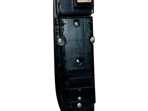 Left front window switch TOYOTA COROLLA Hatchback (_E21_, _EA1_, _EH1_) 1.8 Hybrid (ZWE211, ZWE219) | BP38211893I27 - Image 2