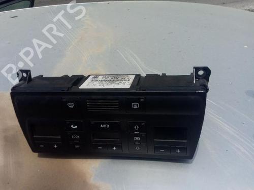 climate-control-audi-a6-c5-4b2-4b4-1997-1998-1999-2000-2001-2002-2003-2004-2005-38222172 main image