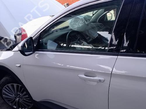 left-front-door-opel-grandland-grandland-x-a18-p1uo-2017-38220253 main image