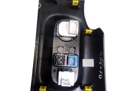 Switch CITROËN C3 III (SX) 1.5 BlueHDi 100 (SXYHYP, SXYHTU) | BP38219686I30 - Image 2