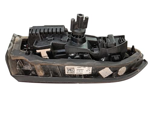 right-tailgate-light-opel-astra-k-b16-2015-2016-2017-2018-2019-2020-2021-2022-38214751 main image