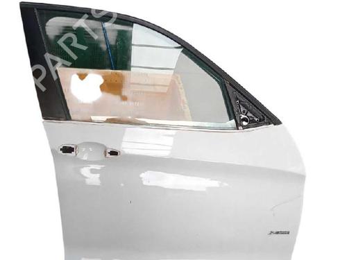 Used Right front door Right front door 38215354 38215354