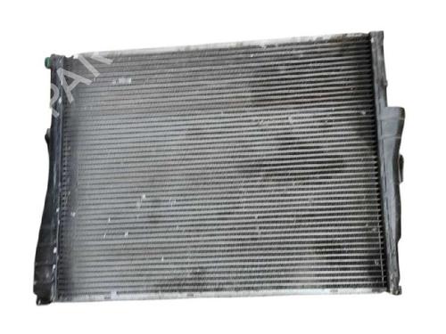 Used Water radiator Water radiator 38211217 38211217