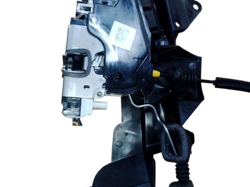 front-right-lock-mercedes-benz-c-class-w204-2007-2008-2009-2010-2011-2012-2013-2014-2015-38222229 main image