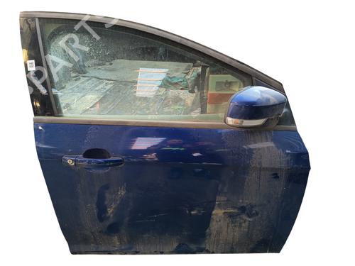 right-front-door-ford-focus-iii-2010-2011-2012-2013-2014-2015-2016-2017-2018-2019-2020-38553540 main image