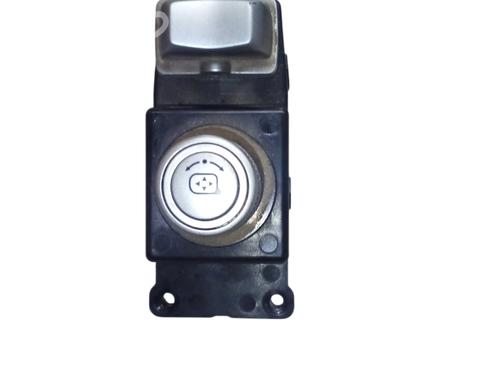 Switch SSANGYONG XLV SUV e-XGi 160 | BP38554667I30 - Image 2