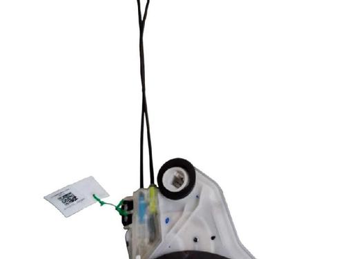 rear-right-lock-toyota-aygo-_b4_-2014-38216481 main image