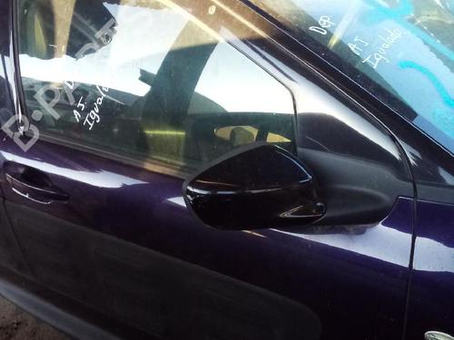 Used Right front door Right front door 38224009 38224009