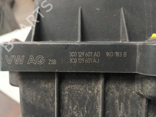 Air filter box VW GOLF VI (5K1) 2.0 TDI | BP38218094M87 - Image 2