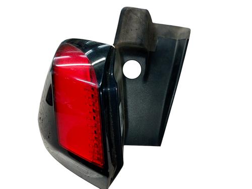 Used Left taillight Left taillight PEUGEOT 5008 II (MC_, MJ_, MR_, M4_) 1.6 THP 165 (M45GZW, M45GYW, M45GYV) (165 hp) 38218452 38218452