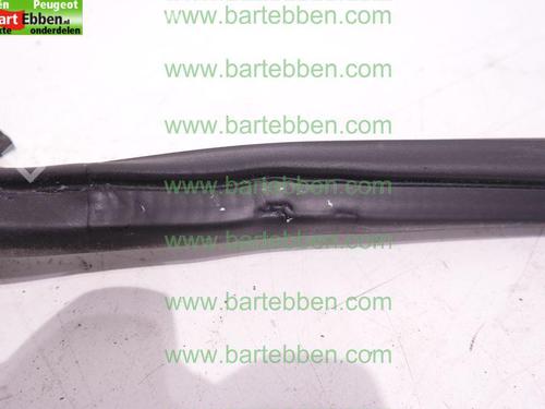 rubber-door-seal-peugeot-rcz-2010-2011-2012-2013-2014-2015-36604287 main image