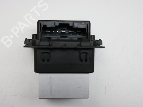 Used Heater resistor Heater resistor PEUGEOT 108 1.0 VTi (69 hp) 36613956 36613956