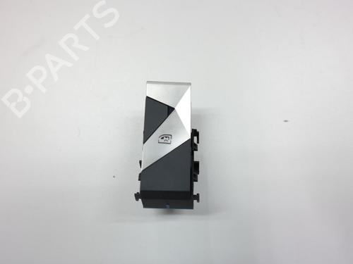 switch-ds-ds-3-ds-3-crossback-ur_-uc_-uj_-2018-36616972 main image