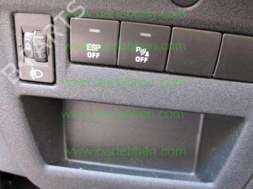 Middle console CITROËN C4 Coupe (LA_) 2.0 HDi | BP36602858I22 - Image 5