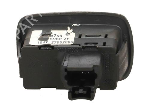 Switch CITROËN C5 II Break (RE_) 2.2 HDi (RE4HTE, RE4HT2) | BP36626332I30 - Image 5