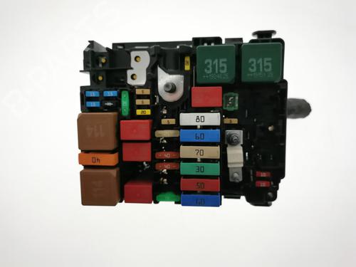 Fuse box CITROËN C3 III (SX) 1.2 PureTech 82 | BP36619393E1 - Image 3