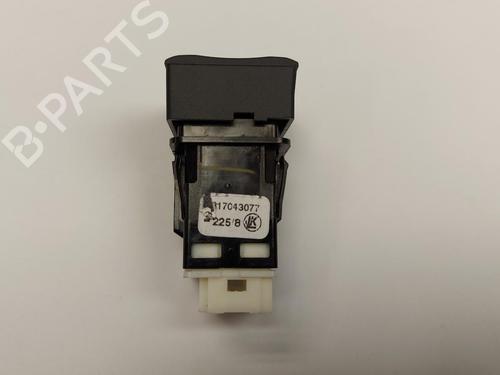 switch-peugeot-rifter-2018-36626988 main image