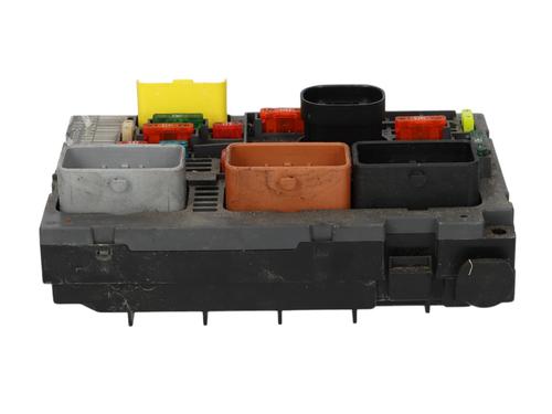Fuse box CITROËN C5 III (RD_) 1.6 THP 155 (RD5FV8, RD5FNA) | BP36634556E1 - Image 2