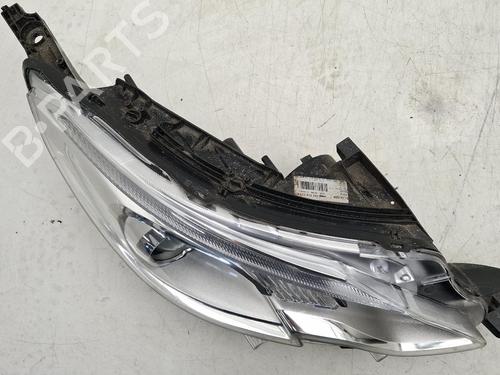 Used Right headlight Right headlight PEUGEOT 2008 I (CU_) 1.2 VTi (82 hp) 36637445 36637445