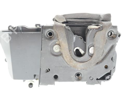 Front left lock PEUGEOT 607 (9D, 9U) 2.7 HDi 24V | BP36602789C98 - Image 3