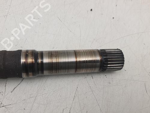 Used Right front driveshaft Right front driveshaft PEUGEOT 307 CC (3B) 2.0 16V (136 hp) 36622801 36622801