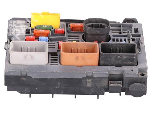 Fuse box CITROËN C5 III (RD_) 1.6 THP 155 (RD5FV8, RD5FNA) | BP36630071E1 - Image 2
