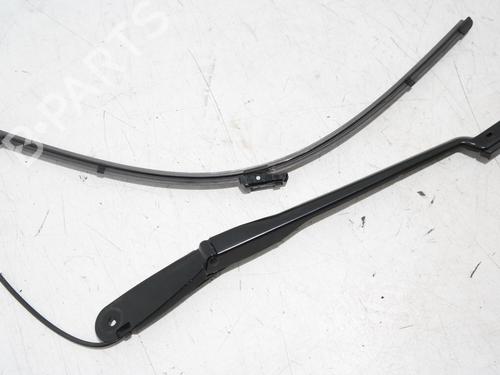 Used Front windshield wiper arm Front windshield wiper arm 36617646 36617646