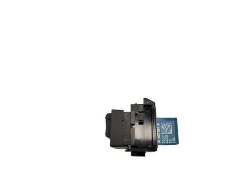 Used Switch Switch PEUGEOT 508 SW II (FC_, FJ_, F4_) PureTech 130 (131 hp) 36634922 36634922