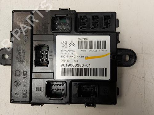 Used Electronic module Electronic module OPEL CORSA A TR (S83) 1.0 (F11, M11, F19, M19) (45 hp) 36624485 36624485