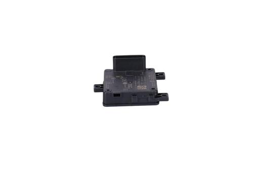 Used Electronic module Electronic module PEUGEOT 308 SW III (FC_, FJ_, FR_, F4_, FN_) Hybrid 180 (F4DGXT) (181 hp) 36633385 36633385