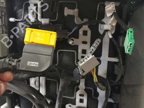 Used Left front seat Left front seat PEUGEOT 308 I (4A_, 4C_) 1.6 16V (140 hp) 36613037 36613037