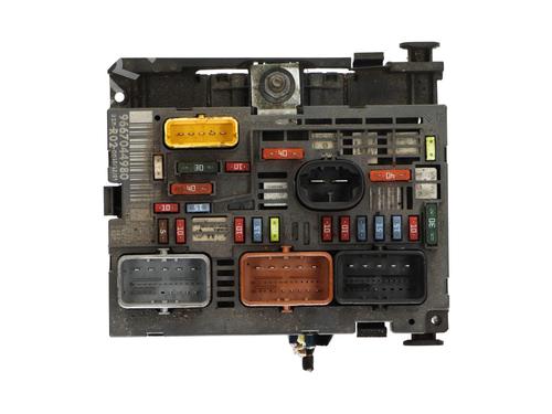 Fuse box CITROËN C5 III Break (RW_) 1.6 THP 155 | BP36633442E1 - Image 3