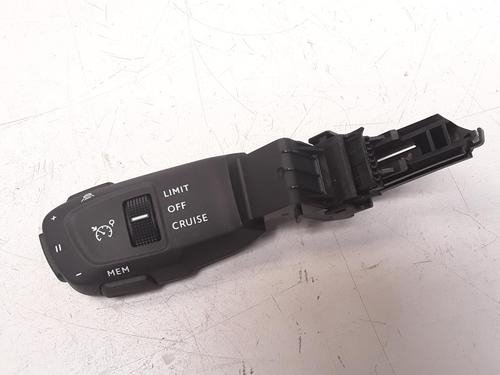 switch-ds-ds-3-ds-3-crossback-ur_-uc_-uj_-2018-36616409 main image