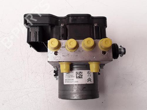 Used ABS pump ABS pump CITROËN C5 AIRCROSS (A_) 1.5 BlueHDi 130 (ACYHZJ, ACYHZR) (131 hp) 36617105 36617105