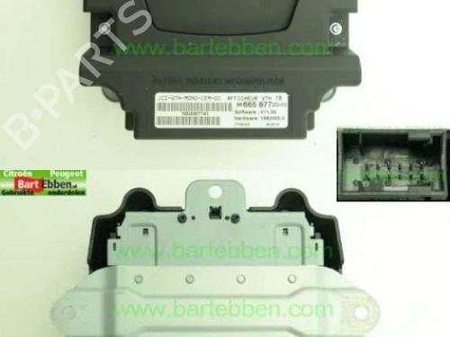 display-monitor-peugeot-5008-0u_-0e_-2009-2010-2011-2012-2013-2014-2015-2016-2017-36611441 main image