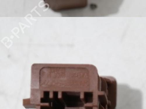 Switch PEUGEOT 807 (EB_) 2.2 HDi | BP36617775I30 - Image 3