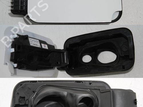 fuel-flap-peugeot-rifter-2018-36618354 main image