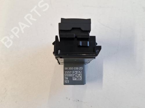 switch-ds-ds-4-ii-fr_-fb_-f3_-fp_-2021-36638788 main image