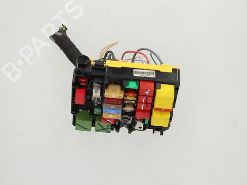Fuse box PEUGEOT 2008 I (CU_) 1.2 PureTech 82 | BP36635473E1 - Image 6
